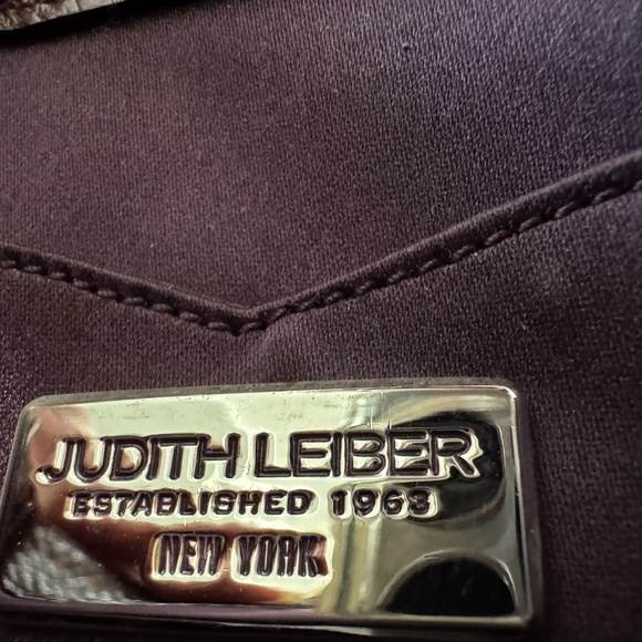 Judith Leiber evening purse - Picture 4 of 5
